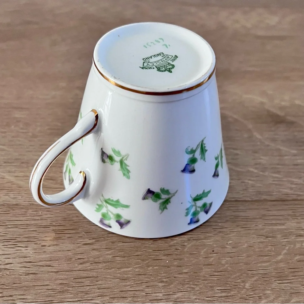 Vintage 1934-1950 Aynsley Fine English Bone‎ China Purple Thistle Flowers TeaCup